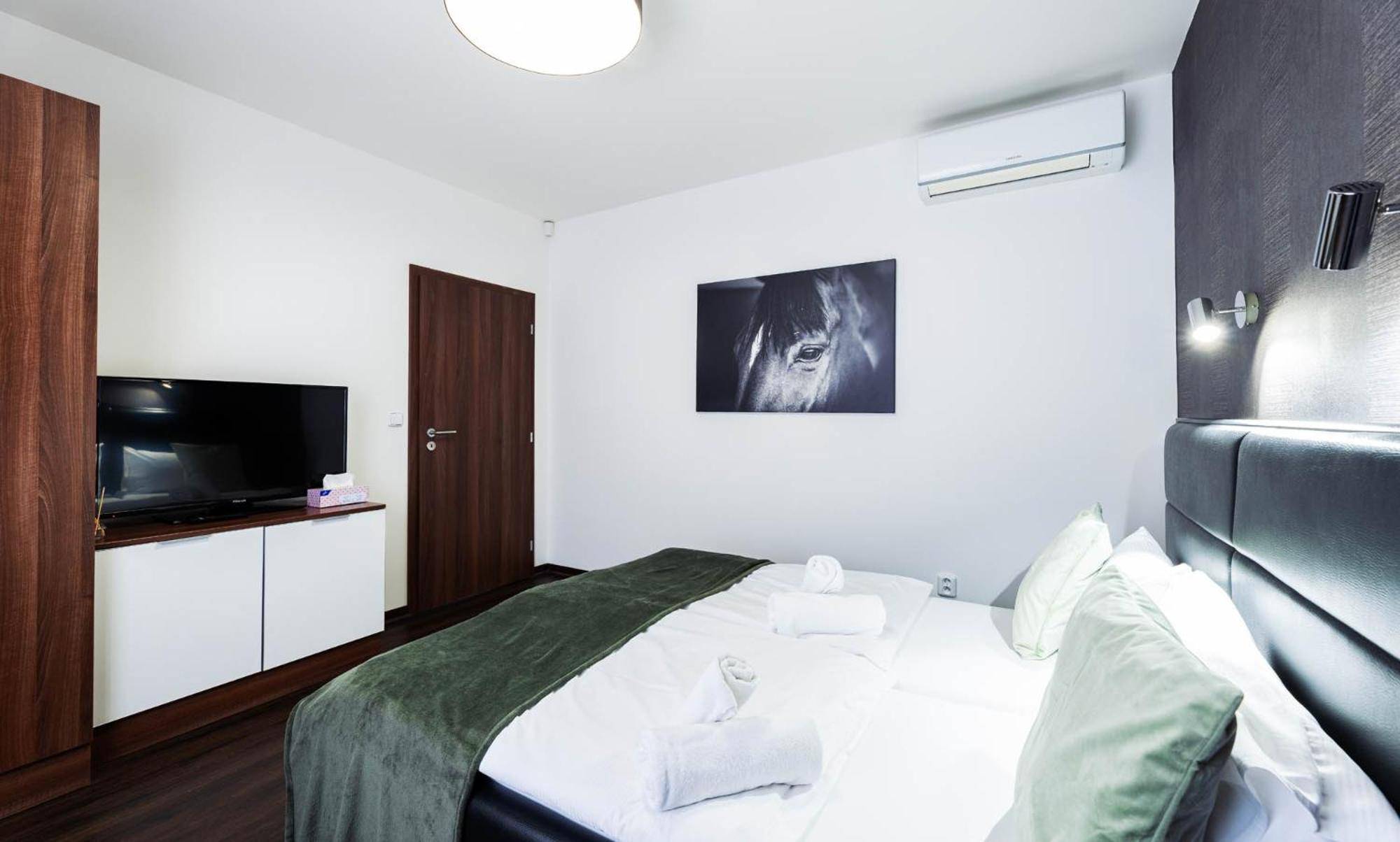 V Jizdarne Guest house